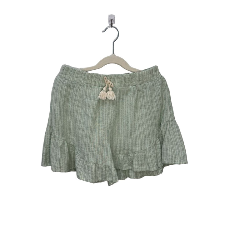 Short Shorts w/Ruffle