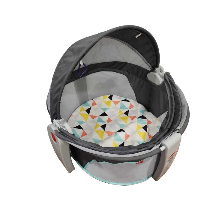 Rosy Windmill On-the-Go Baby Dome