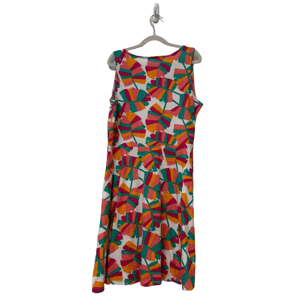 Sleeveless Patterned Dress
