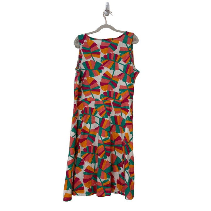 Sleeveless Patterned Dress