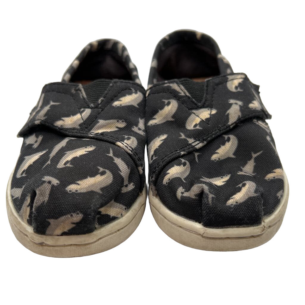 Velcro Slip On Shoes / Sharks
