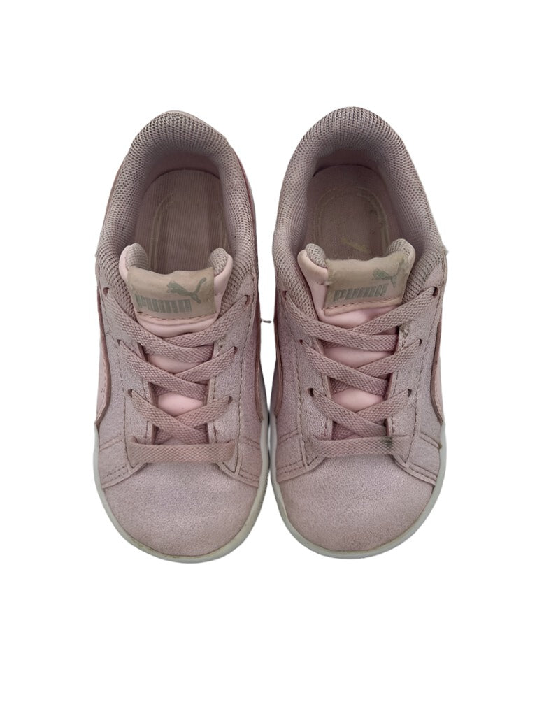 Slip On Tennis Shoes / Hearts
