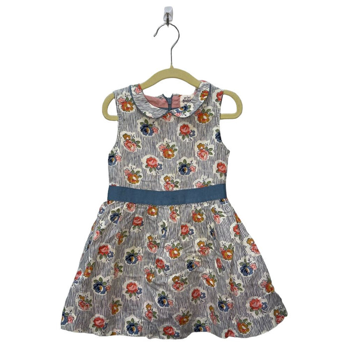 Sleeveless Peter Pan Color Dress
