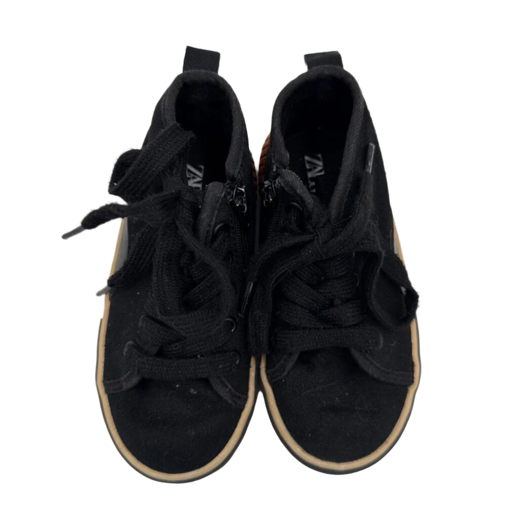 Lace Up Shoe
