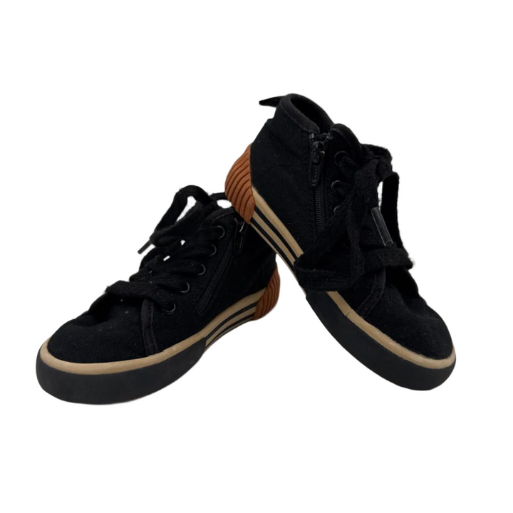 Lace Up Shoe