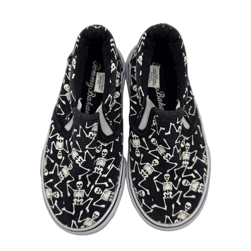 Slip On Halloween Tennis Shoes / Skeletons