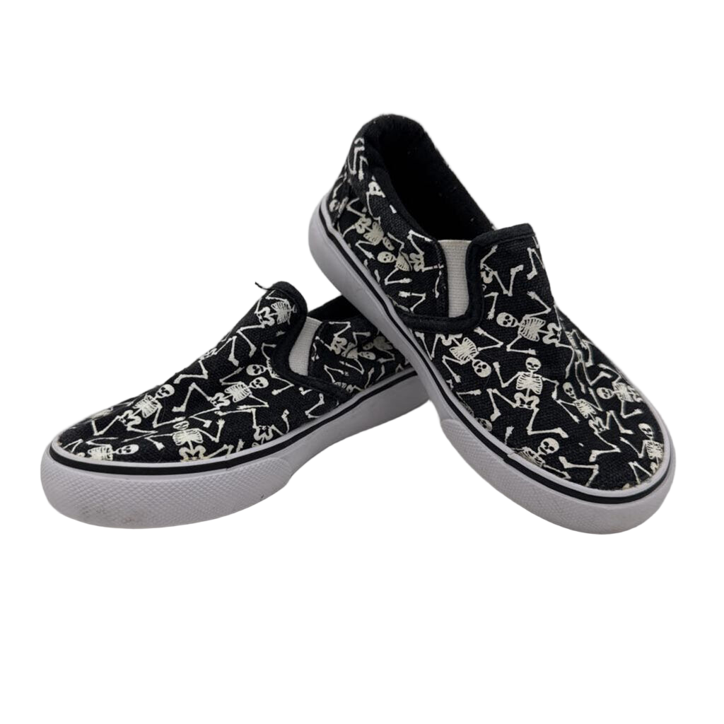 Slip On Halloween Tennis Shoes / Skeletons