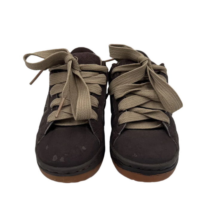 Lace Up Sneakers + Wheel