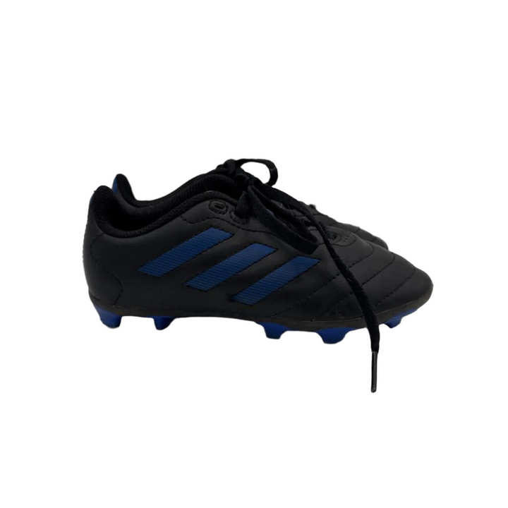 Soccer Cleats / Blue Stripes