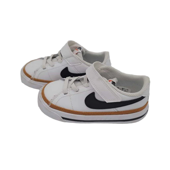 Velcro Clasp Tennis Shoes