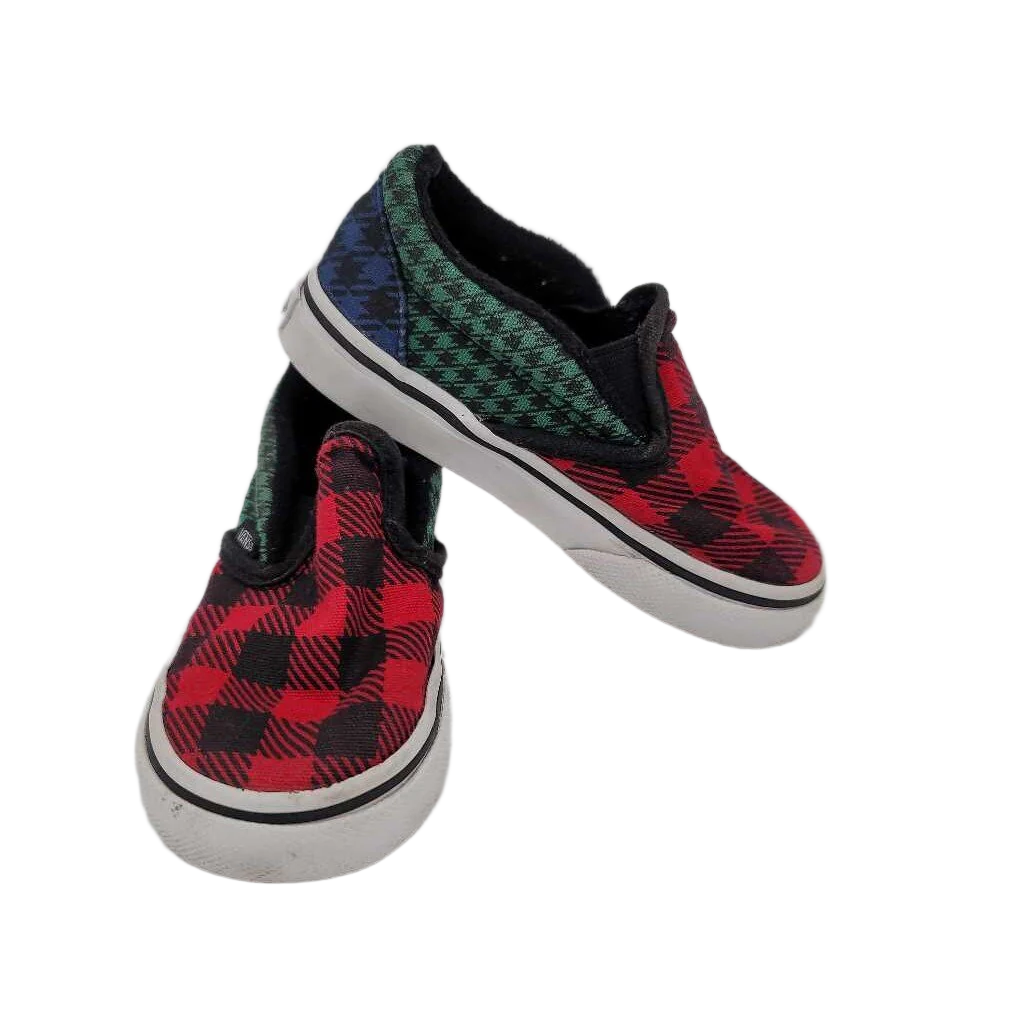 Slip On Tennis Shoes / Checkered