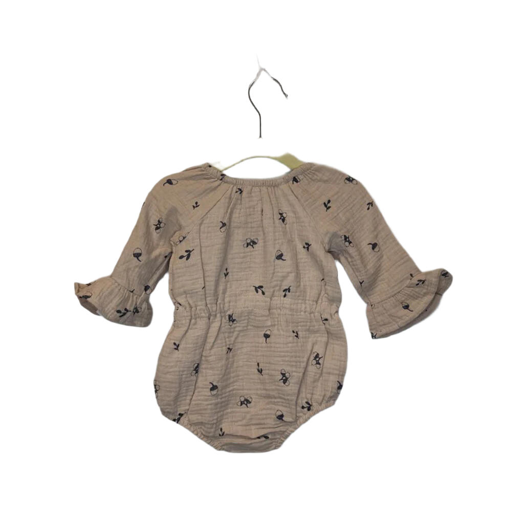 LS Cotton Onesie / Acorns