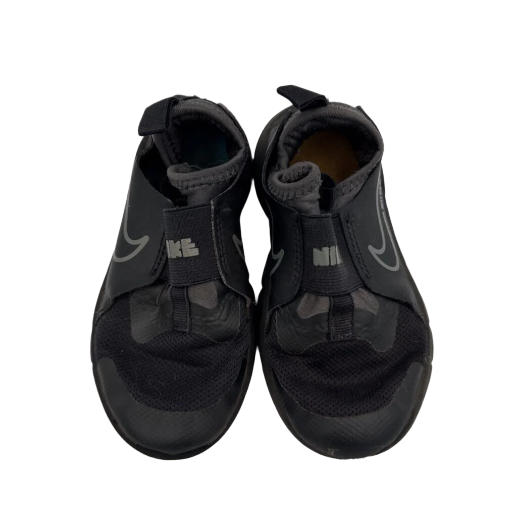 Slip On Sneakers / Swoosh