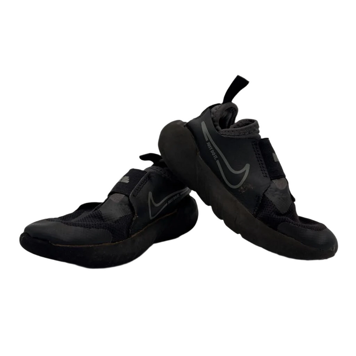 Slip On Sneakers / Swoosh