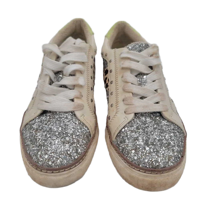 Lace Up Sneakers / Glitter
