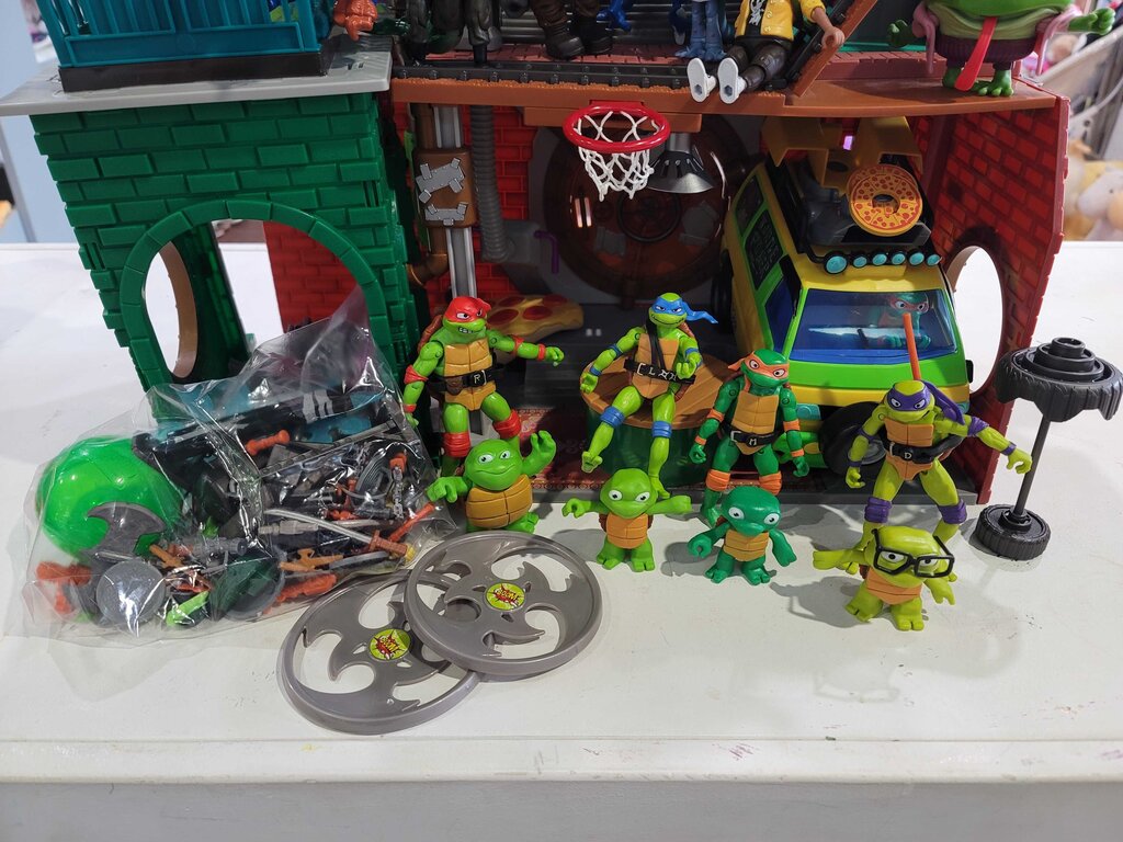 TMNT Secret Sewer Playset/SET