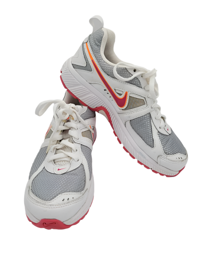 Lace Up Sneakers/Pink Swoosh