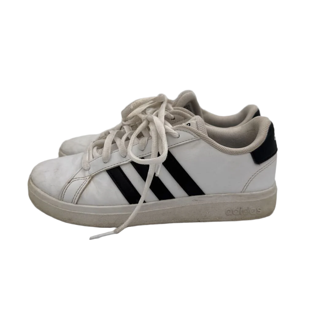 Tie Up Sneakers