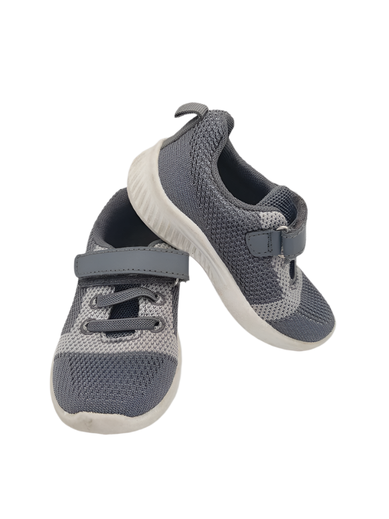 Breathable Velcro Snakers