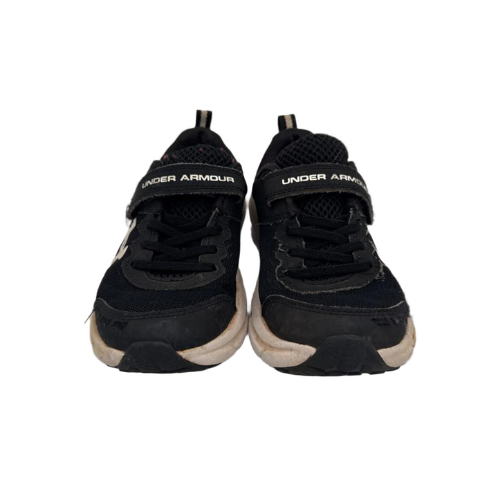 Velcro Sneakers / Under Armour