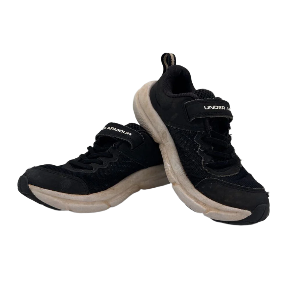 Velcro Sneakers / Under Armour
