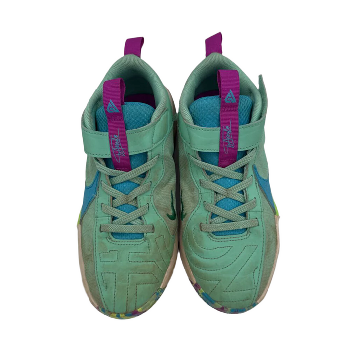 Velcro Tennis Shoes / Swoosh