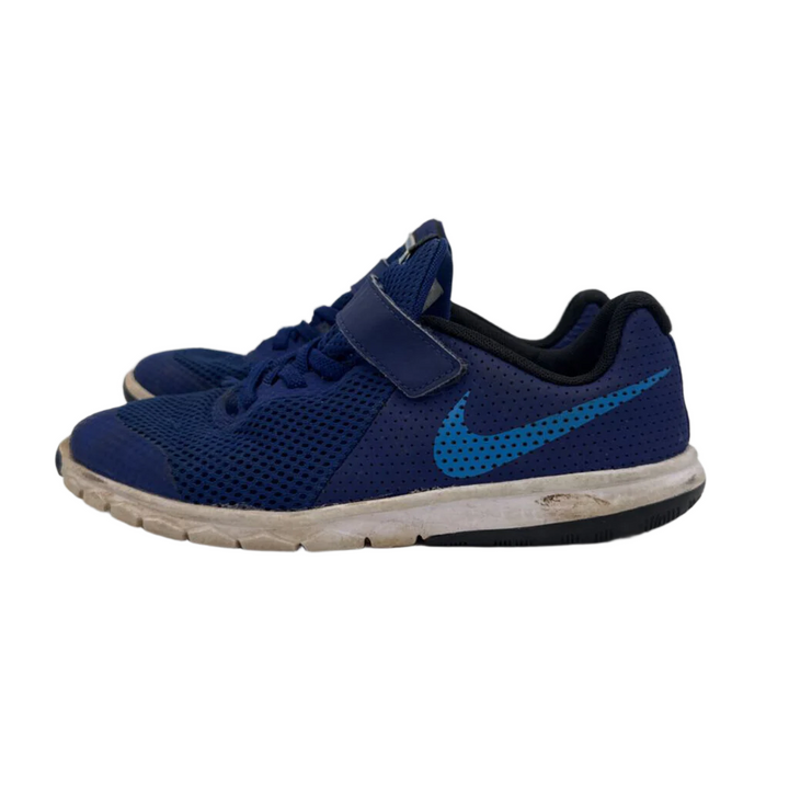 Velcro Sneakers / Swoosh