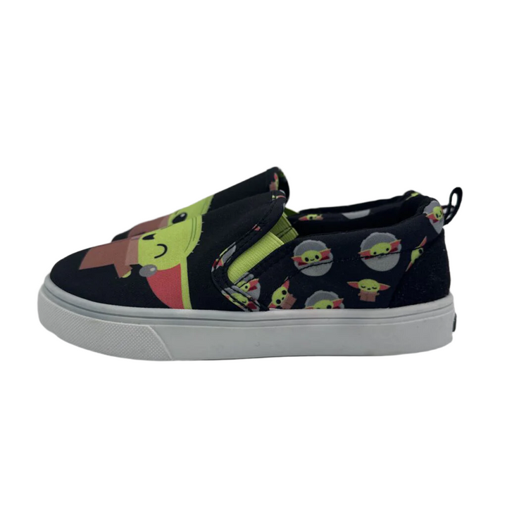 Slip On Sneakers / Yoda