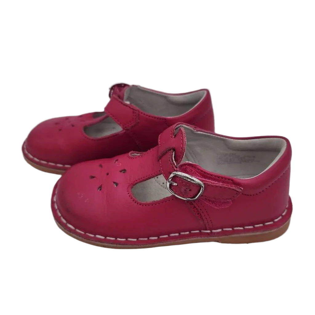 Velcro Mary Jane