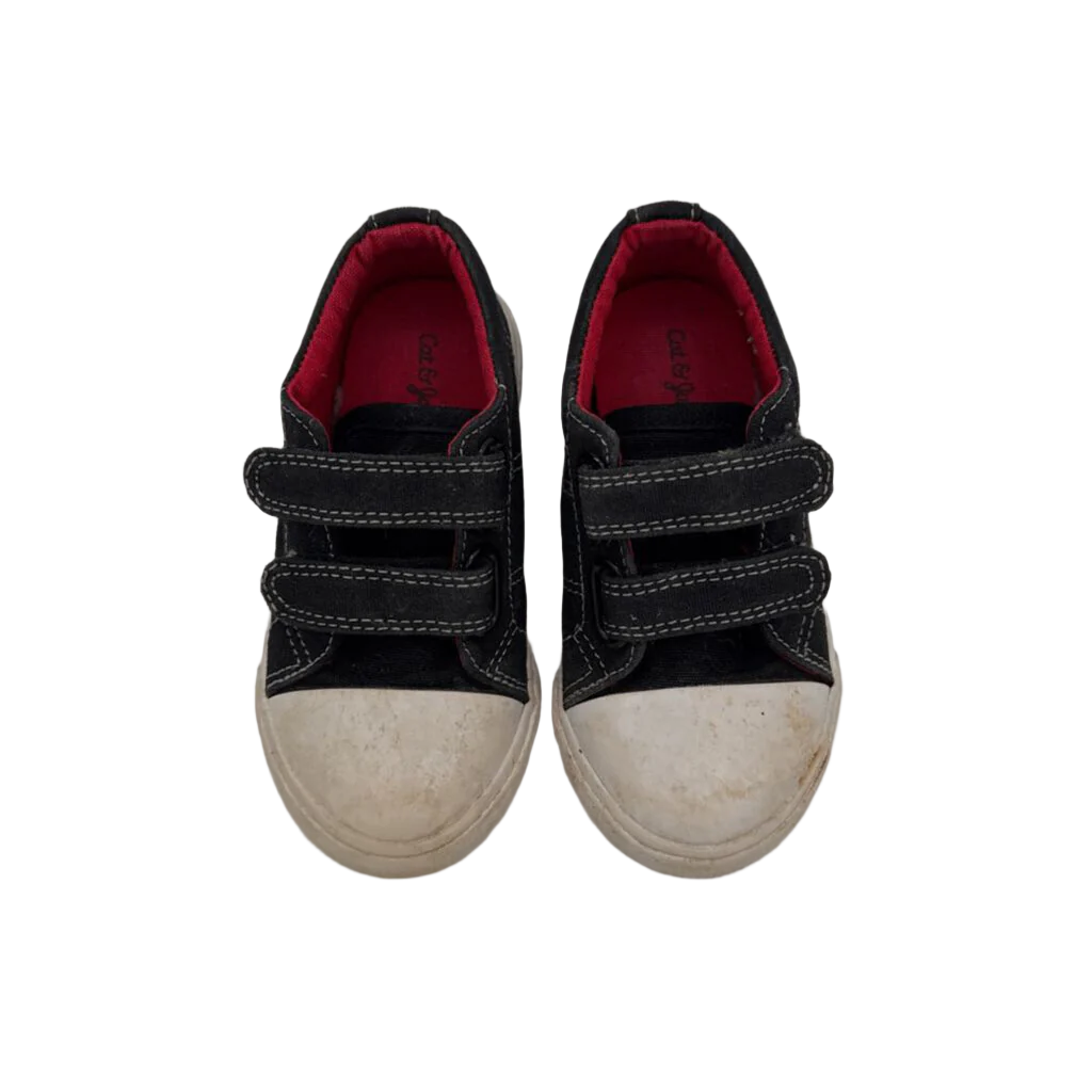 Slip on Tennis Shoes/Velcro