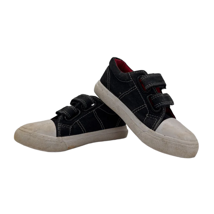 Slip on Tennis Shoes/Velcro