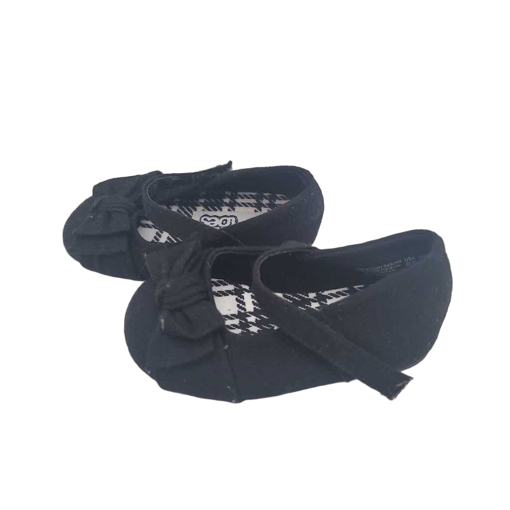 Mary Janes/Velcro Strap/Bow