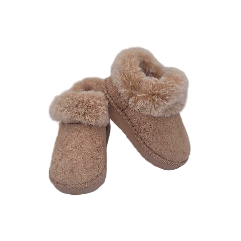 Slip on Suede Boots/Fur Ankle