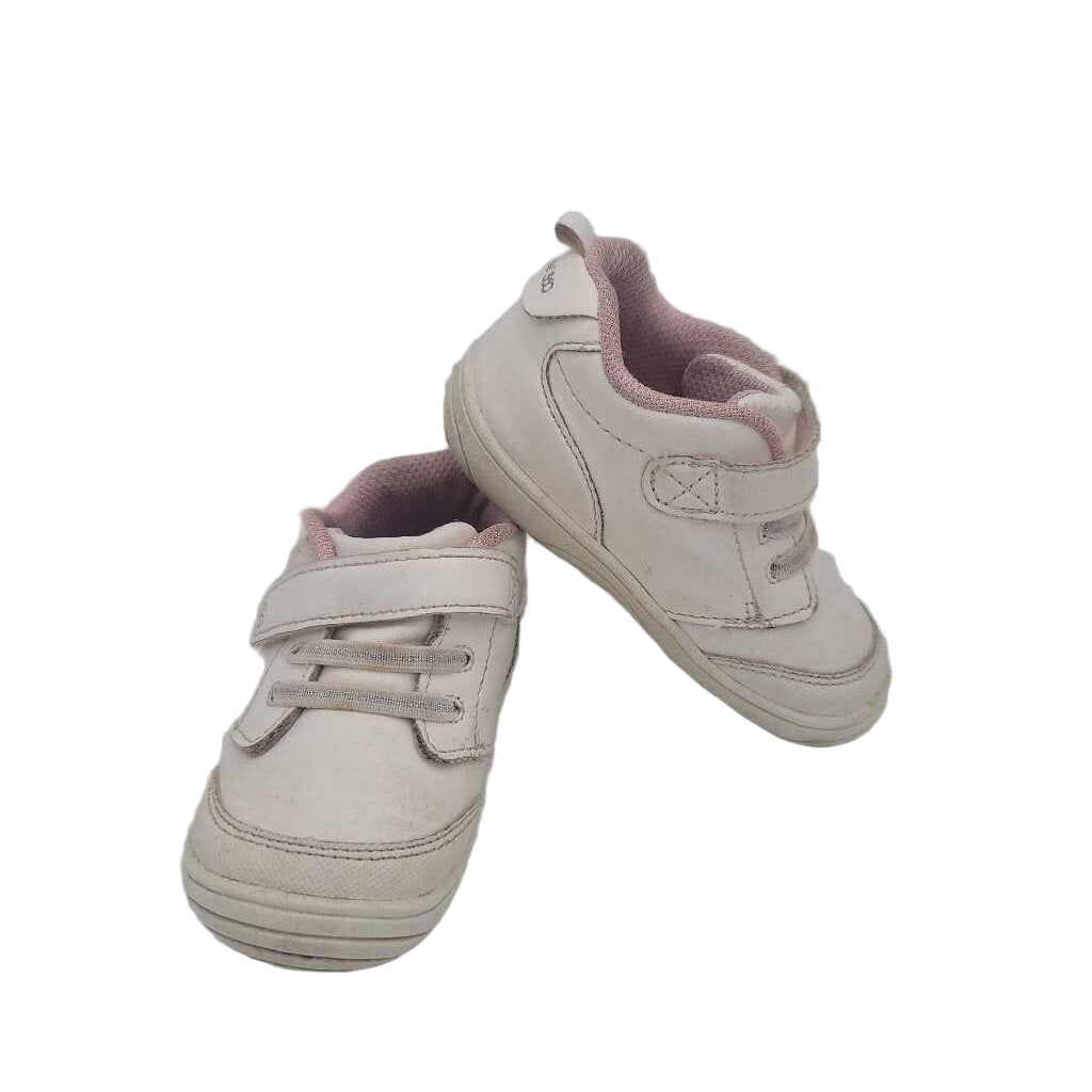 Tennis Shoes/Velcro Strap/Elastic Laces