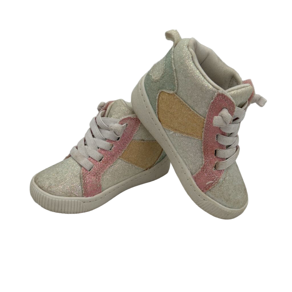 High Top Sneakers/Elastic Laces