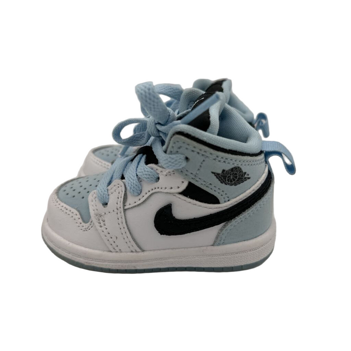 High Top Sneakers/Lace Up