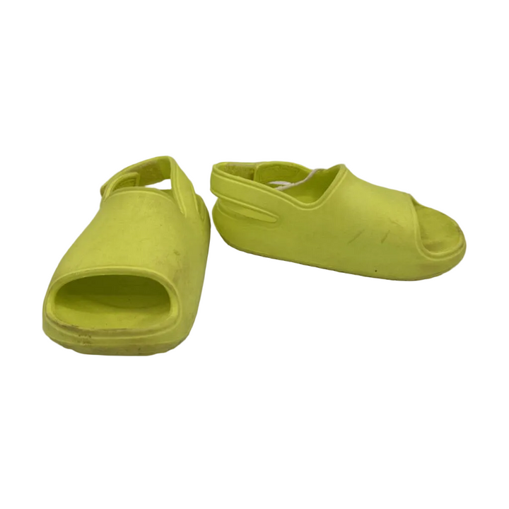Velcro Back Open Toes Clogs
