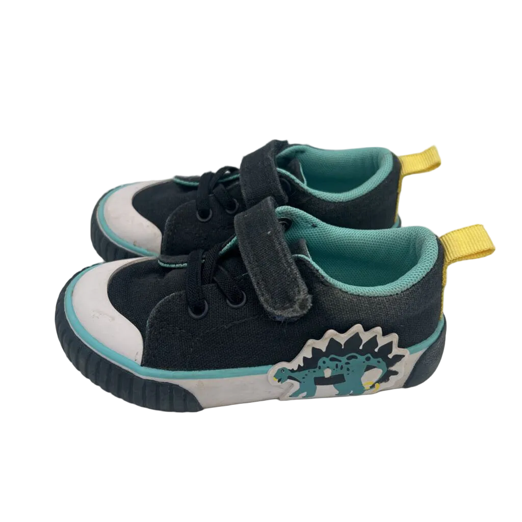 Tennis Shoes/ Elastic Laces/Velcro Strap