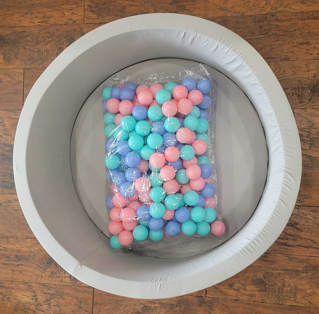 Foam Ball Pit & Balls