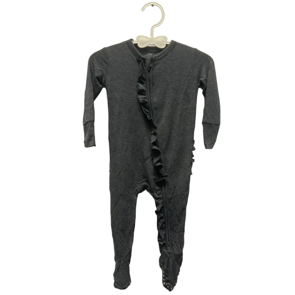 LS Footed Onesie / Ruffles