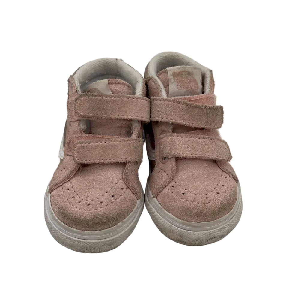 High Top Sneakers/Velcro