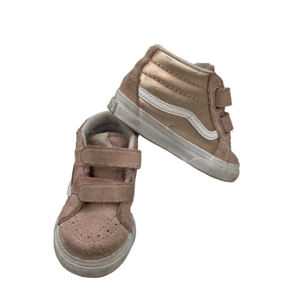 High Top Sneakers/Velcro