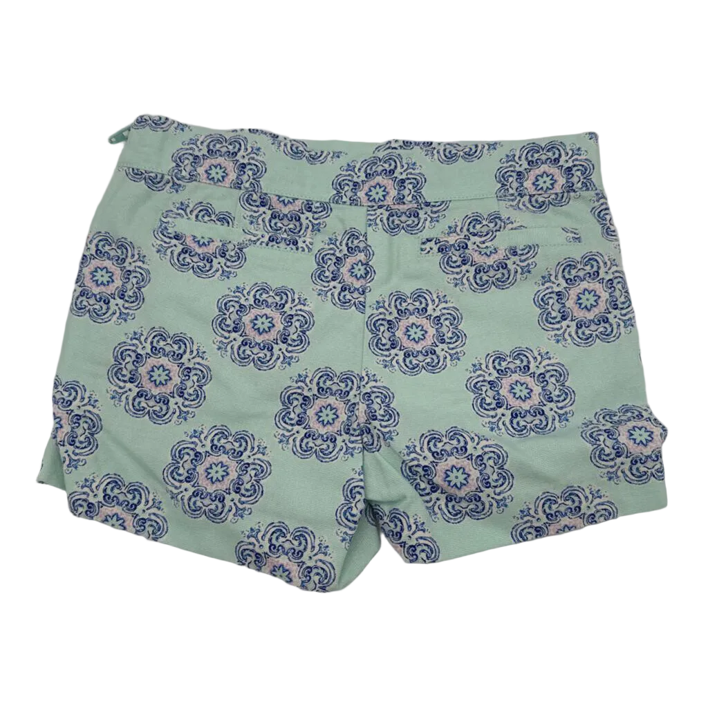 Adjustable Waist Shorts/Star Pattern