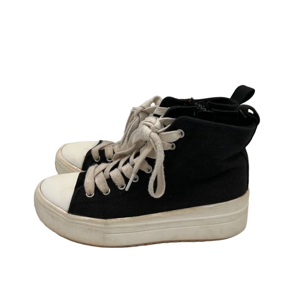 High Top Sneakers/Lace & Zipper