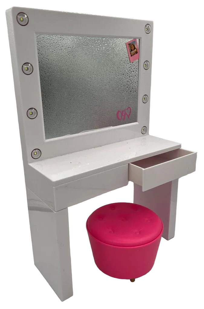 Makeup Vanity/No Accessories