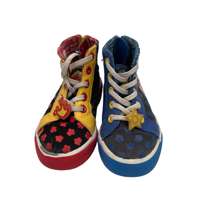 High Top Sneakers/Zipper Back