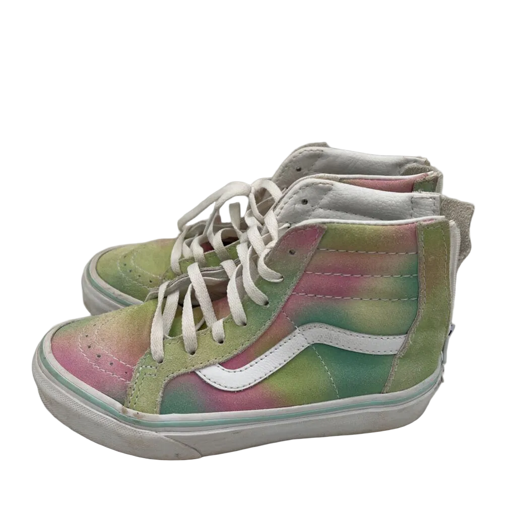 High Top Sneakers/Lace & Zipper
