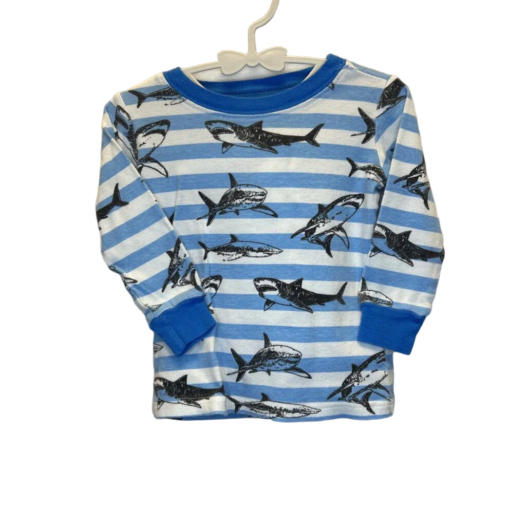 LS Shirt + Pants Pajamas / Sharks