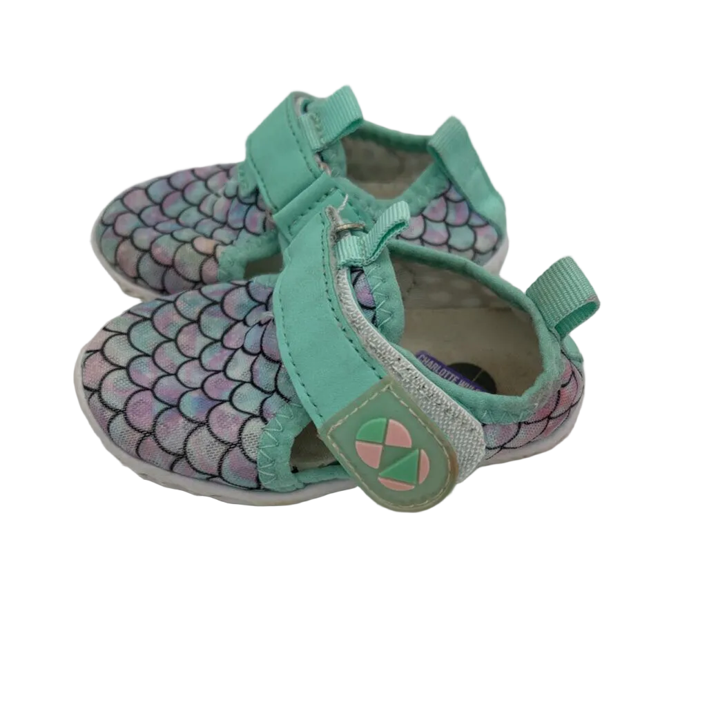 Water Shoes / Velcro