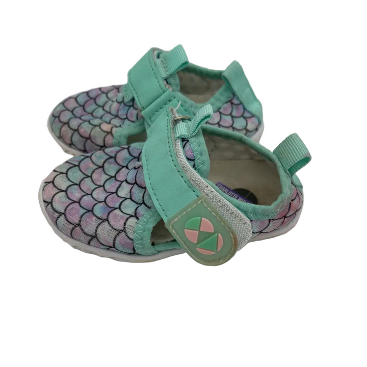 Water Shoes / Velcro